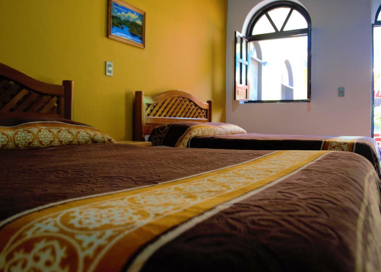 Hotel Delfin Comitan Luaran gambar